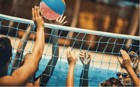 牌类里的风险与收益（牌类游戏的风险与回报）