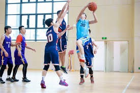 纽约洋基在 2000 年击败大都会，赢得史上著名的“地铁大战”世界大赛